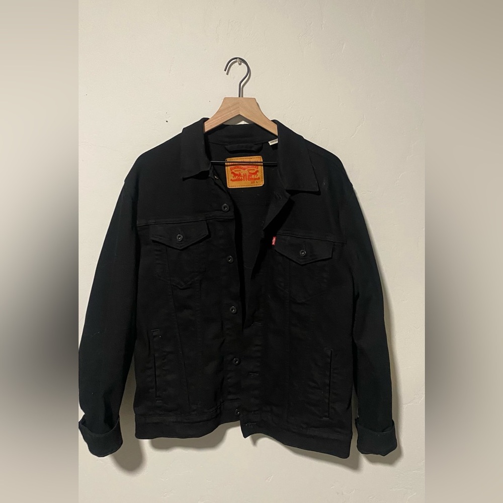 Levi’s black jean jacket